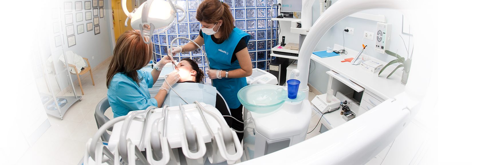 ¿Cómo puede ayudarte el dentista a prevenir la neumonía?