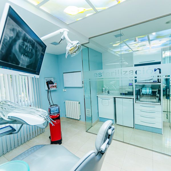nuevas-instalaciones-clinica-dental-odontic-dra-maria-j-perez (30)